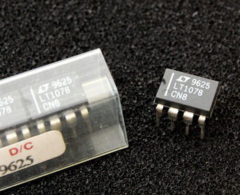 LT1078CN8 Micropower Dual Op Amp IC
